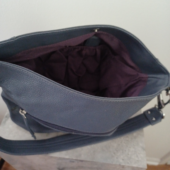 Stone & Company Blue Gray Leather Bucket bag - Picture 7 of 7
